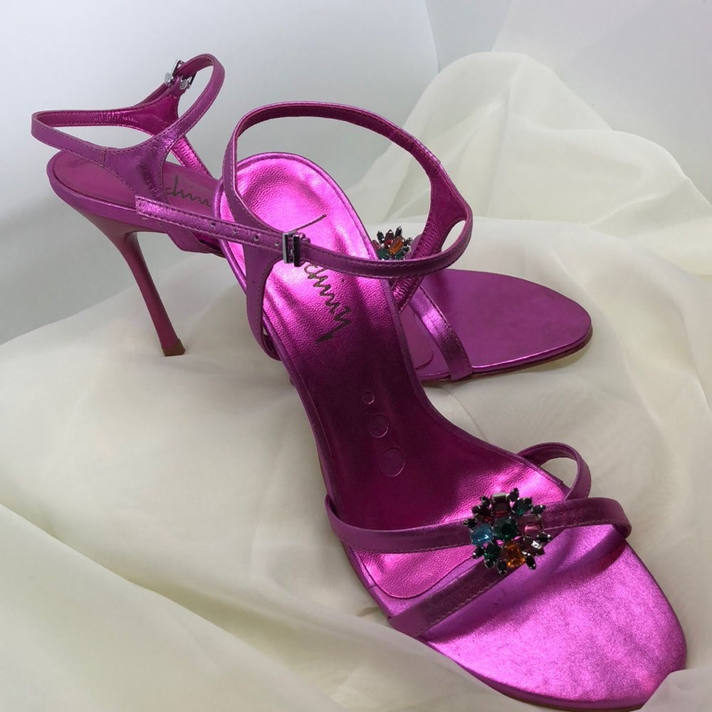 High Heels - Picture 2 of 8
